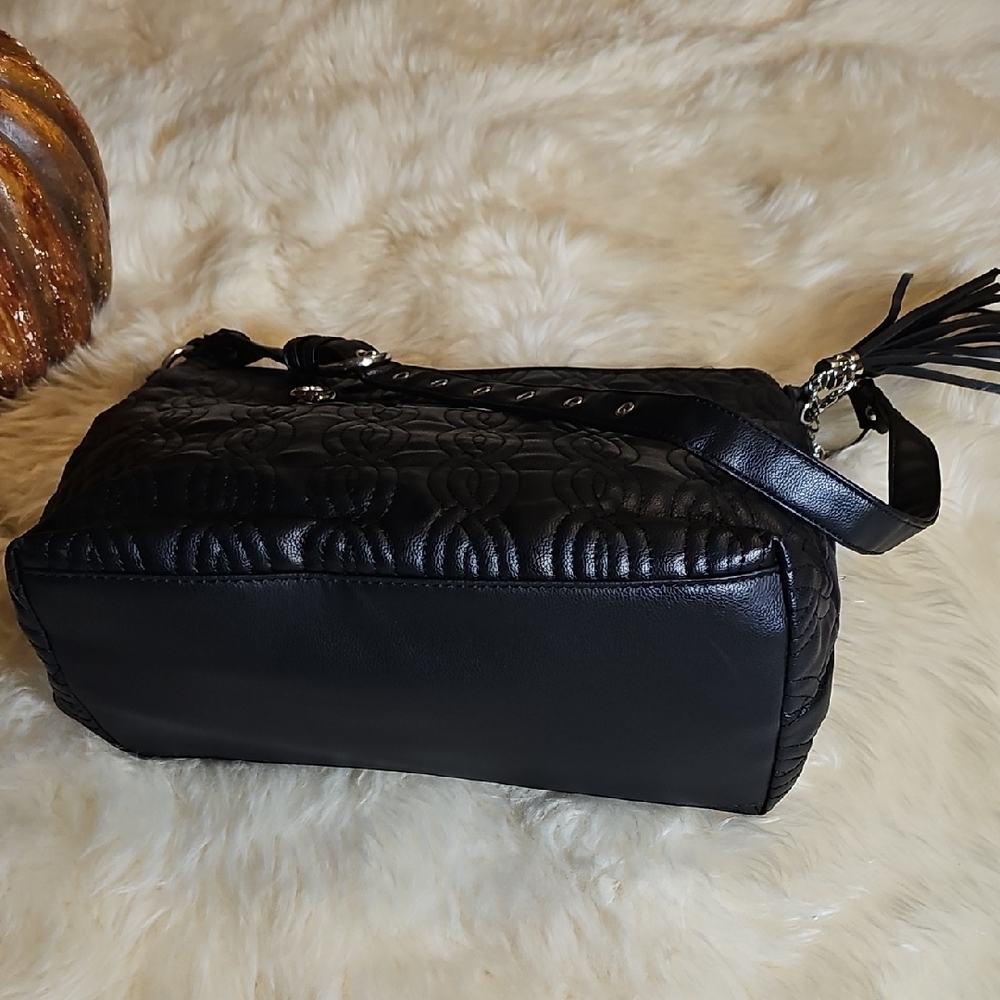 Chic Black Patterned Shoulder Bag - image 5